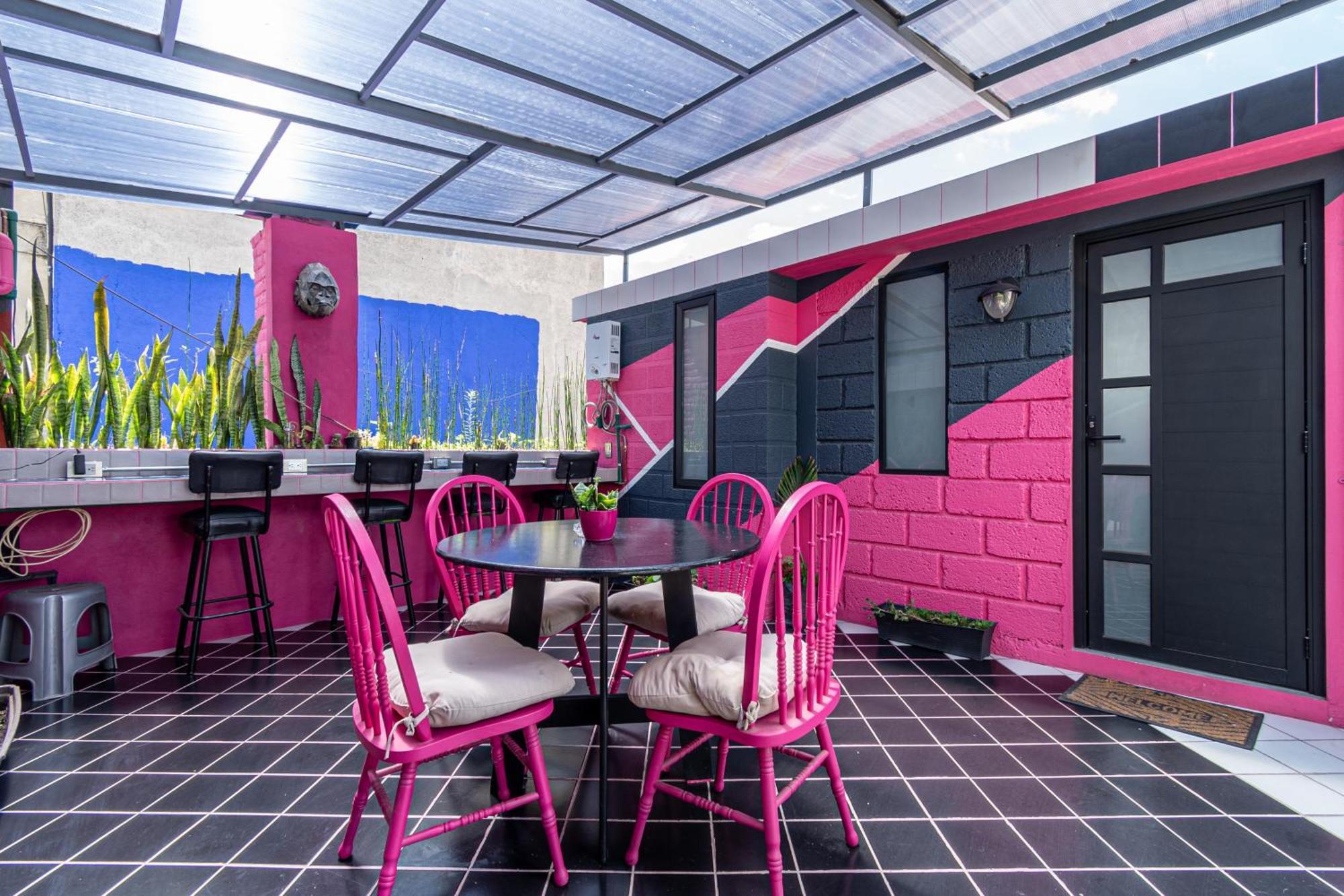 Bugambilia Guest house Mexico City